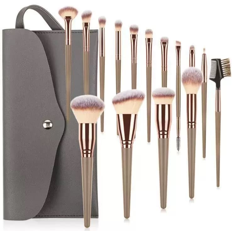 Set de 15 pinceaux de maquillage couleur champagne, portable, à poils doux, comprenant pinceaux pour blush, fond de teint et maquillage complet